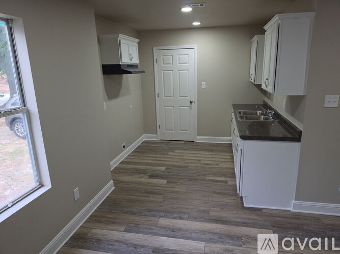 1512 Belwood Street 3 Beds Single Family Home for Rent - Photo gallery 4