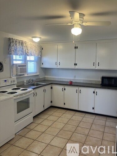 300 Beach Ave E 3 Beds Apartment for Rent - Photo gallery 5