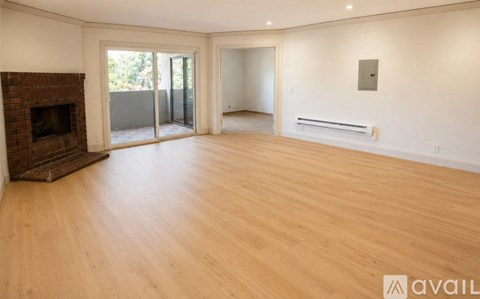 8860 Villa La Jolla Drive 2 Beds Apartment for Rent