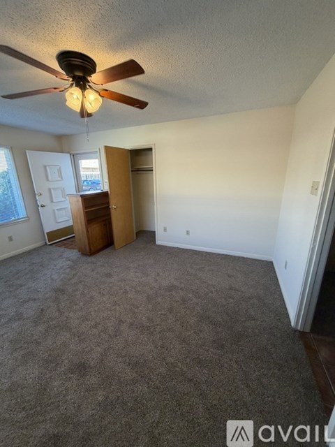 3811 51St St 2 Beds Apartment for Rent