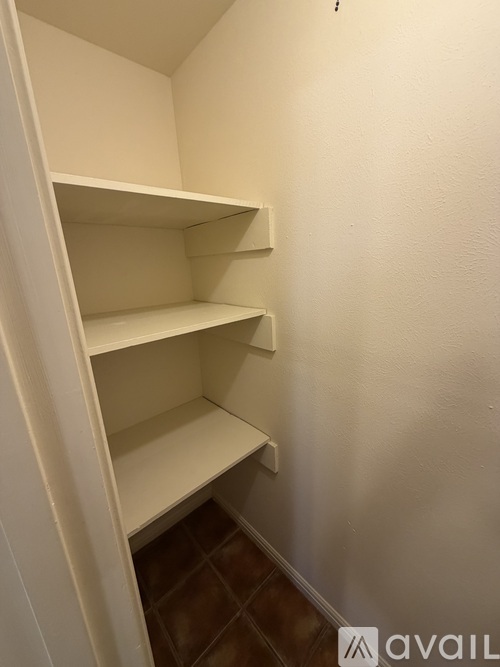 3811 51st St 2 Beds Apartment for Rent - Photo gallery 5