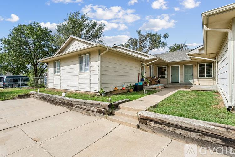 4319 S Elizabeth Ave 2 Beds Apartment for Rent - Photo gallery 1
