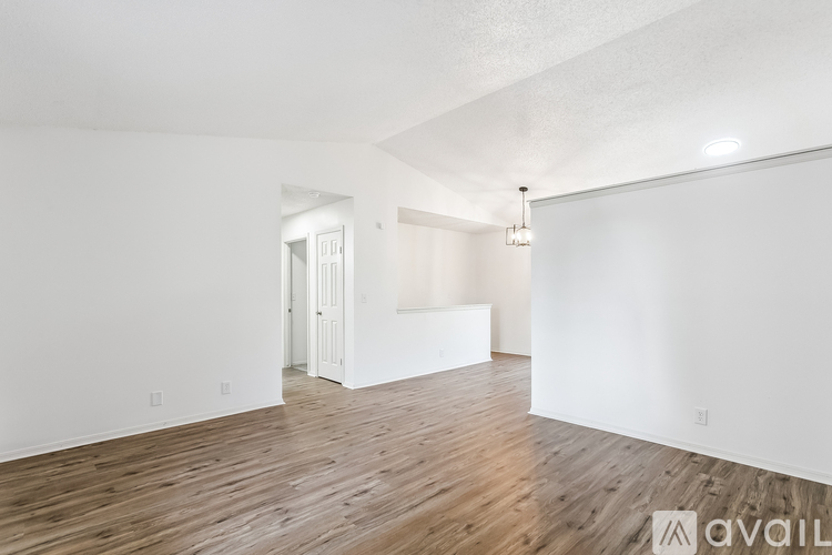 4319 S Elizabeth Ave 2 Beds Apartment for Rent - Photo gallery 3