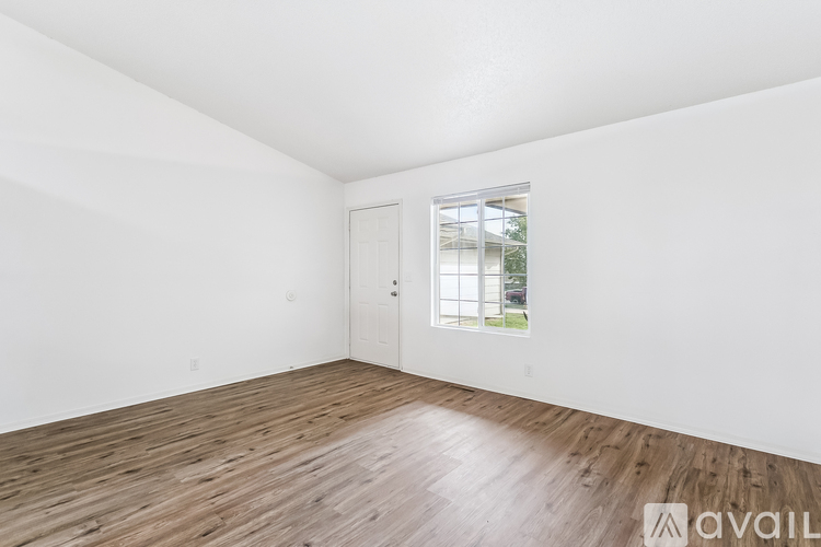 4319 S Elizabeth Ave 2 Beds Apartment for Rent - Photo gallery 4