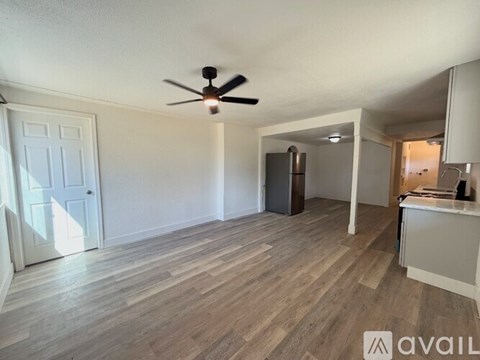 2922 Oleander Ave 3 Beds Apartment for Rent