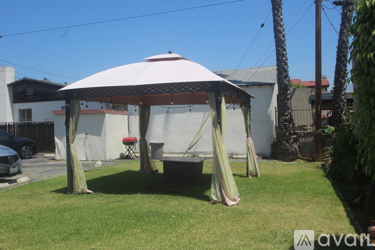 911 Marguerita Avenue 1 Single Family Home for Rent - Photo gallery 2