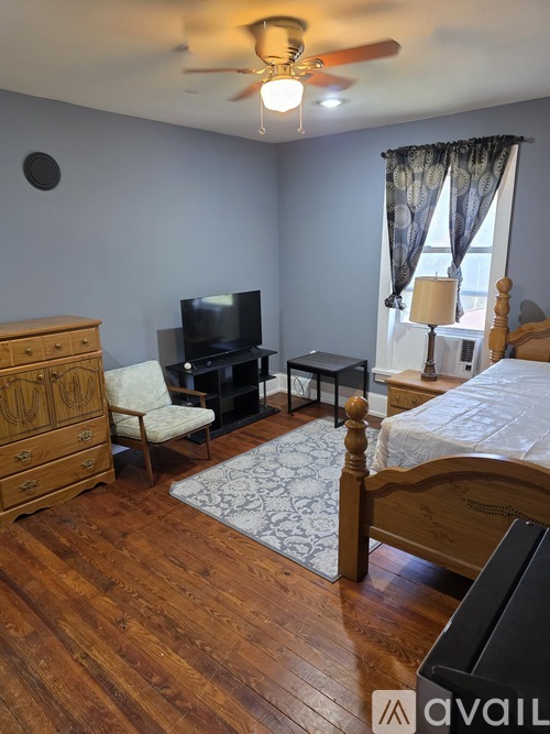 403 Dimmocks Mill Road 1 Single Family Home for Rent - Photo gallery 3