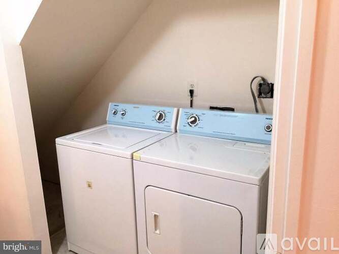 2009 Darlington Loop 4 Beds Townhouse for Rent - Photo gallery 5