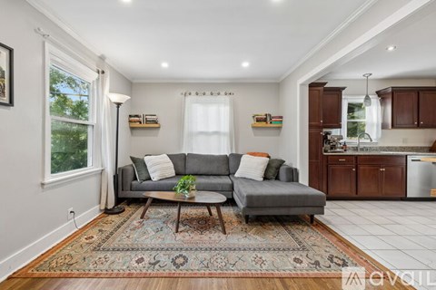 6402 Frisco Avenue 2 Beds Apartment for Rent
