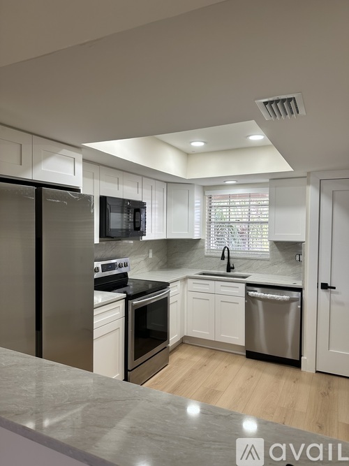 10380 Carrollwood Lane 2 Beds Condo for Rent - Photo gallery 1