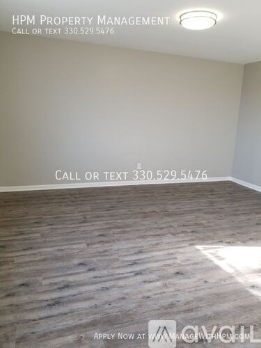 72 S Thomas Rd 2 Beds Apartment for Rent