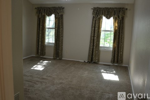 9918 Spring Hill Drive 5 Beds Apartment for Rent