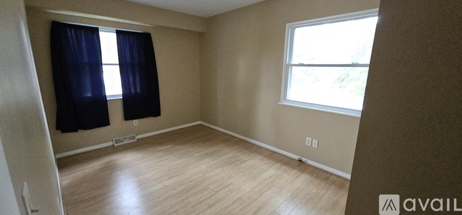 5829 Cheshire St 4 Beds Apartment for Rent - Photo gallery 4