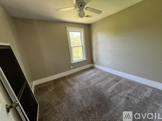 4478 Clarence St 2 Beds Apartment for Rent - Photo gallery 1