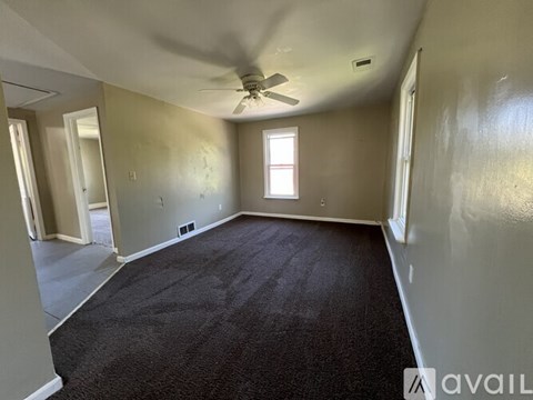 4478 Clarence St 2 Beds Apartment for Rent
