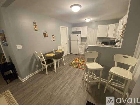 3529 Caroline Ave 2 Beds Apartment for Rent
