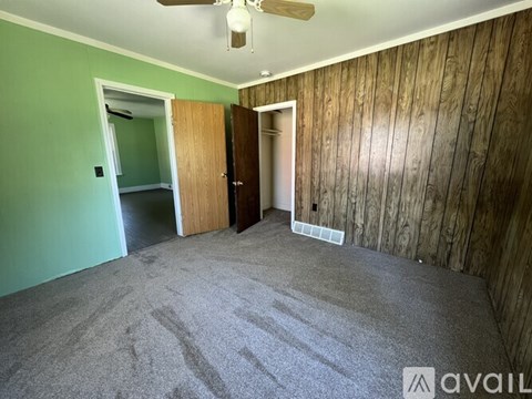 4478 Clarence St 2 Beds Apartment for Rent
