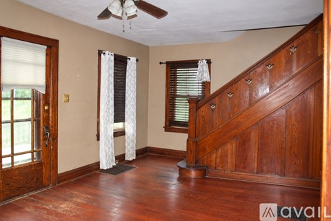 108 W Lincoln Ave 3 Beds Apartment for Rent