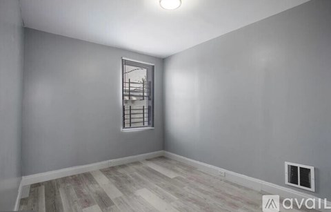 2427 Washington Boulevard 3 Beds Apartment for Rent
