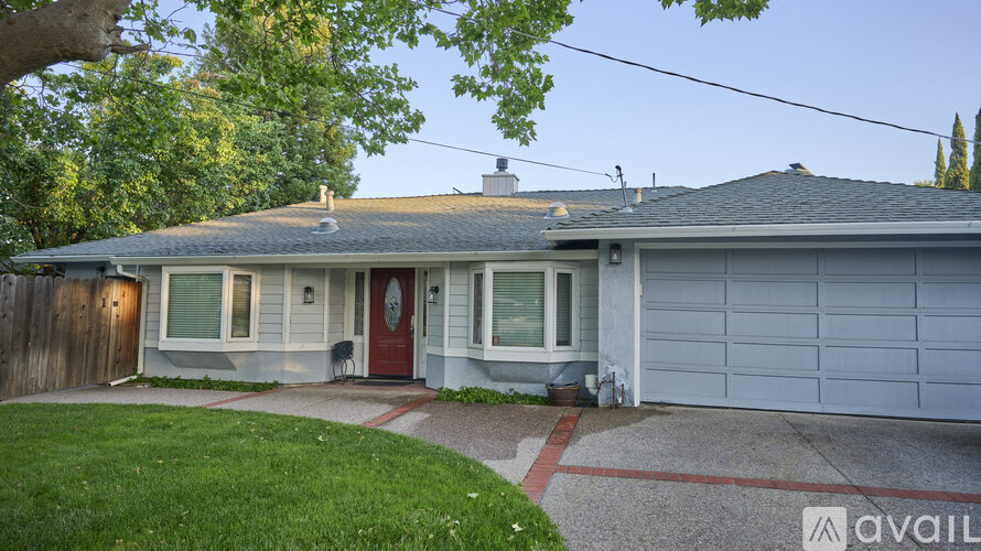 301 Kathleen Drive 3 Beds Single Family Home for Rent - Photo gallery 1