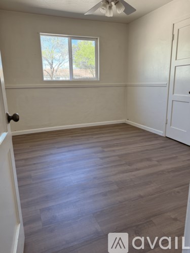 4774 East 17Th Street 4 Beds Apartment for Rent