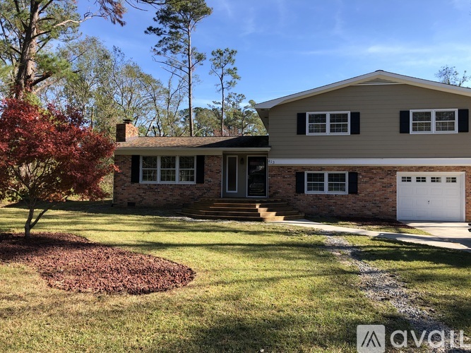 413 Brenda Dr 3 Beds Single Family Home for Rent - Photo gallery 3