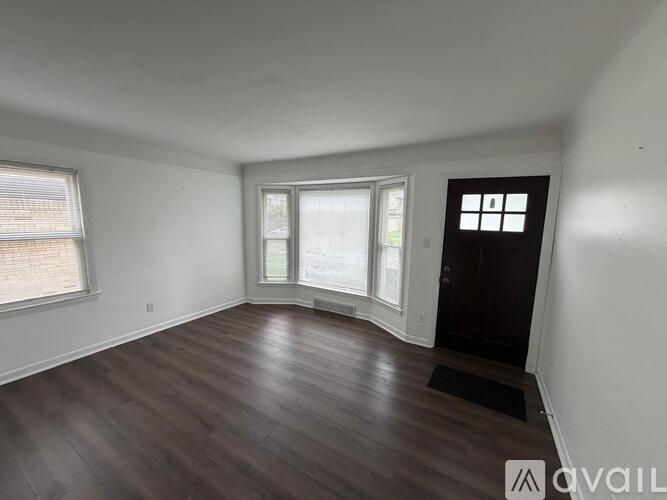 116 Devillen Avenue 3 Beds Single Family Home for Rent - Photo gallery 3