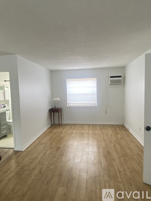 1061 Southeast Monterey Road 1 Single Family Home for Rent - Photo gallery 2