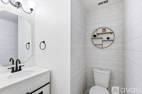 609 Rhodes Drive 4 Beds Apartment for Rent