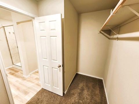 2702 Wigeon Way 3 Beds Apartment for Rent