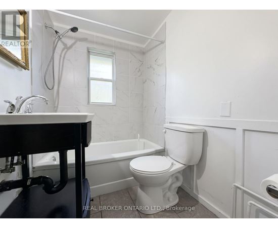 UPPER - 23 SECOND STREET 2 Beds Home, Multifamily, Duplex for Rent - Photo gallery 4