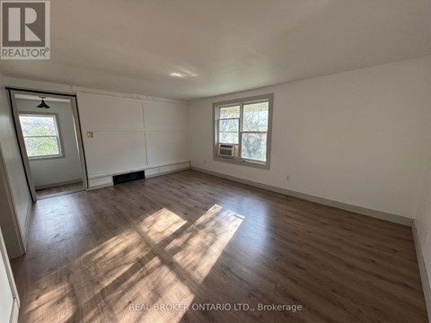 UPPER - 23 SECOND STREET 2 Beds Apartment for Rent
