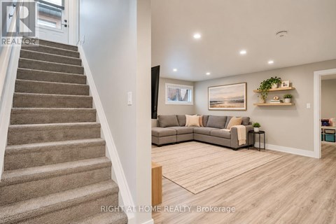 LOWER - 6 NEWLANDS AVENUE 1 Apartment for Rent
