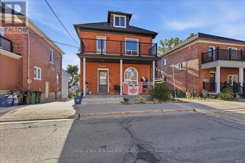 UPPER - 17 EBY STREET S 3 Beds Apartment for Rent