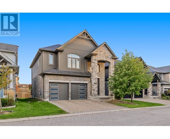 167 - 1061 EAGLETRACE DRIVE 3 Beds Condo, Home for Rent - Photo gallery 2