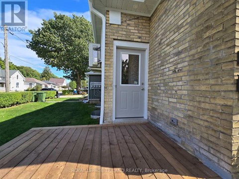 1 - 245 ROSS STREET 1 Apartment for Rent