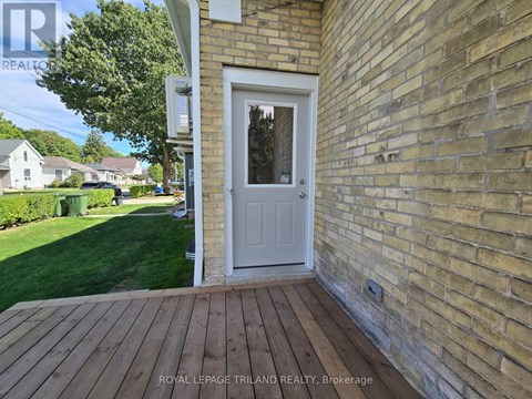 1 - 245 ROSS STREET 1 Apartment for Rent