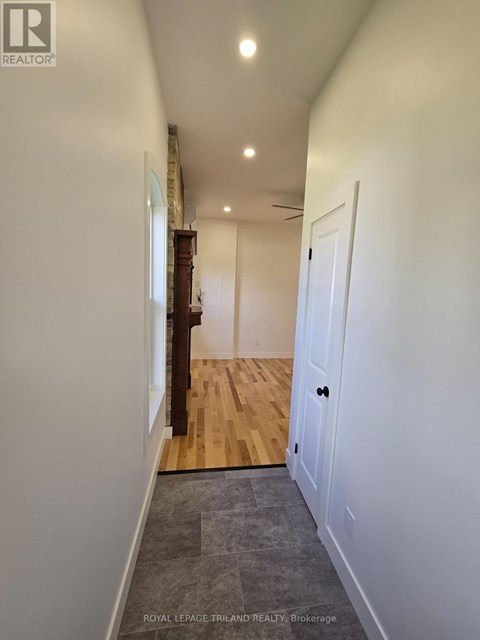 1 - 245 ROSS STREET 1 Apartment for Rent