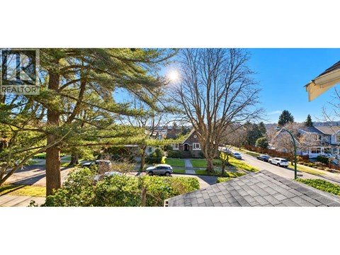 2491 W 14TH AVENUE 4 Beds Apartment for Rent