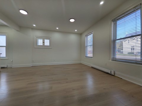 117A Victoria Ave Studio-2 Beds Apartment for Rent