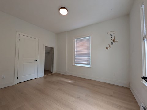 117A Victoria Ave Studio-2 Beds Apartment for Rent