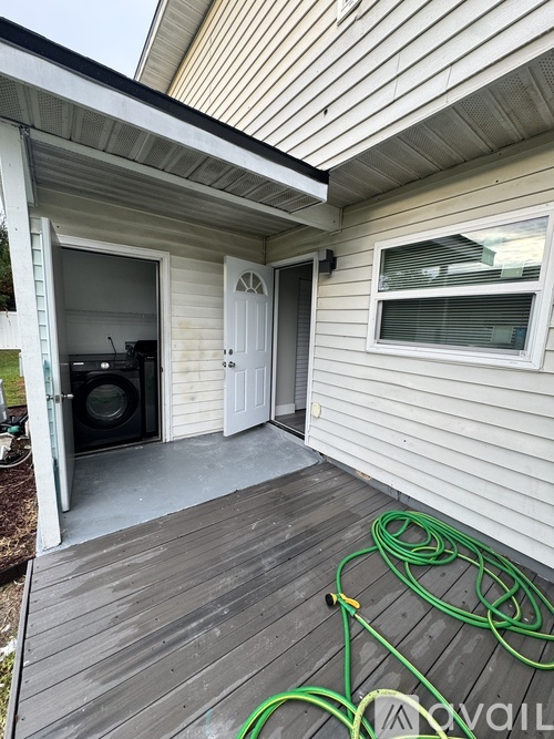 1406 Montana Avenue 2 Beds Townhouse for Rent - Photo gallery 1