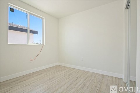 10015 Baring Cross St 3 Beds Apartment for Rent