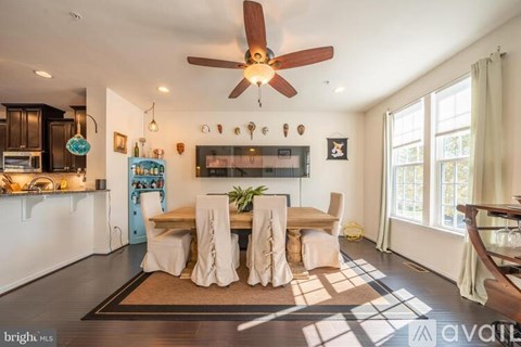 1827 Honeysuckle Ct 4 Beds Apartment for Rent