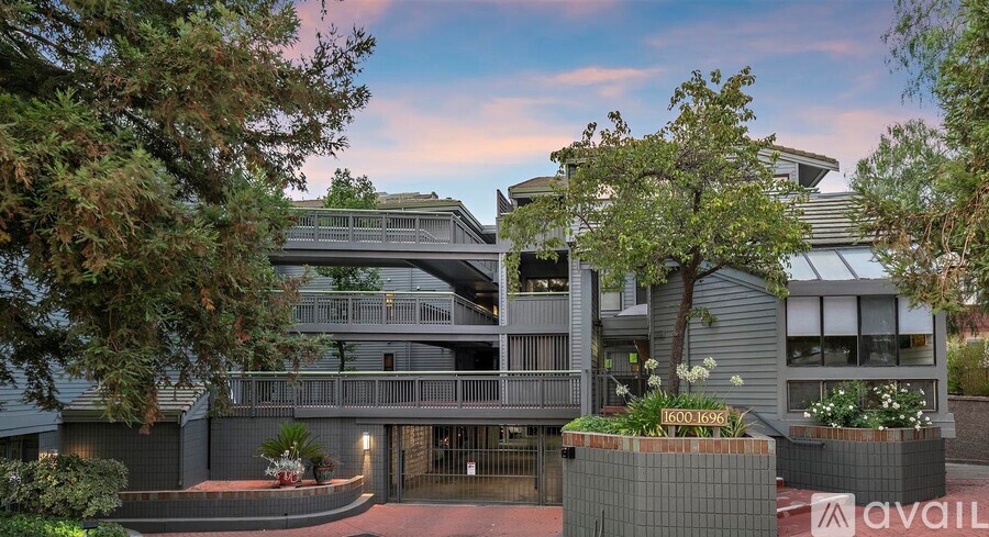 1608 San Miguel Dr 1 Condo for Rent - Photo gallery 2