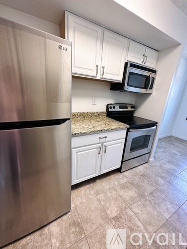 1806 Valley Dr 2 Beds Apartment for Rent