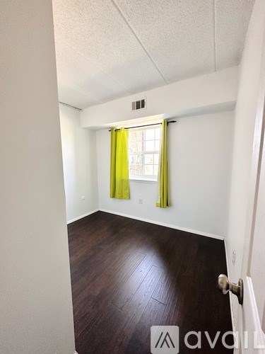1806 Valley Dr 2 Beds Apartment for Rent