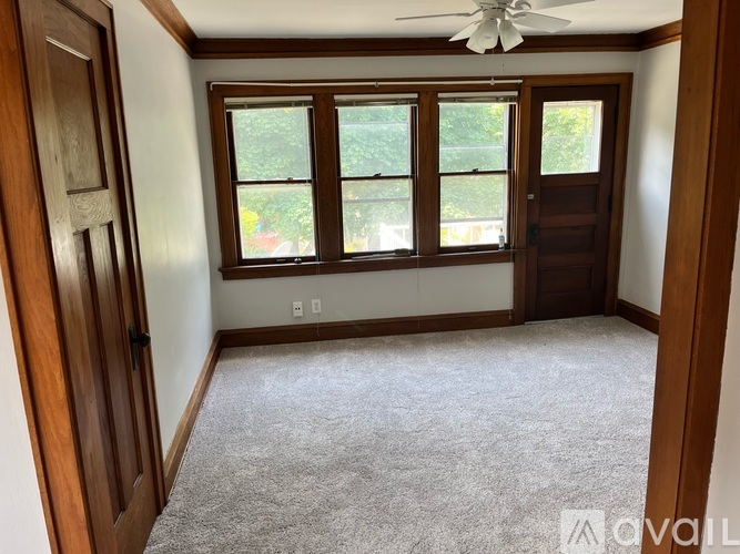 2332 N 63rd St 2 Beds Apartment for Rent - Photo gallery 5