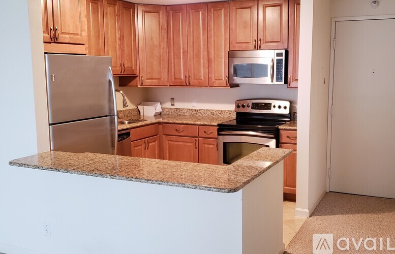 1660 North Prospect Avenue 1 Apartment for Rent - Photo gallery 2