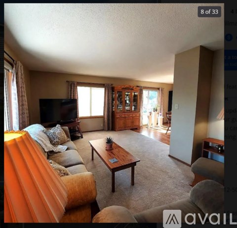 801 11 1/2 Avenue Southeast 4 Beds Apartment for Rent